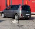 Серый Рено Эспейс, объемом двигателя 2.19 л и пробегом 292 тыс. км за 5190 $, фото 3 на Automoto.ua