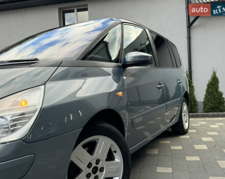 Серый Рено Эспейс, объемом двигателя 2 л и пробегом 228 тыс. км за 6750 $, фото 8 на Automoto.ua