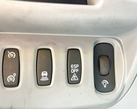 Серый Рено Эспейс, объемом двигателя 2.2 л и пробегом 285 тыс. км за 5500 $, фото 11 на Automoto.ua