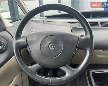 Сірий Рено Еспейс, об'ємом двигуна 2 л та пробігом 223 тис. км за 4990 $, фото 13 на Automoto.ua