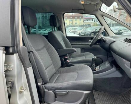 Серый Рено Эспейс, объемом двигателя 2 л и пробегом 204 тыс. км за 5790 $, фото 11 на Automoto.ua