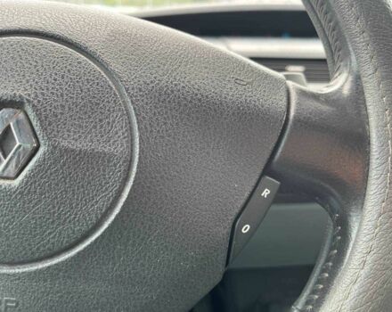 Серый Рено Эспейс, объемом двигателя 2 л и пробегом 204 тыс. км за 5790 $, фото 20 на Automoto.ua