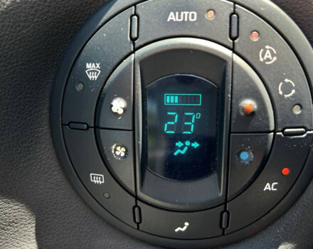 Серый Рено Эспейс, объемом двигателя 2.2 л и пробегом 285 тыс. км за 5500 $, фото 9 на Automoto.ua