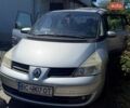 Серый Рено Эспейс, объемом двигателя 2.19 л и пробегом 400 тыс. км за 5000 $, фото 1 на Automoto.ua