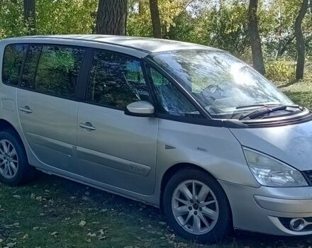 Серый Рено Эспейс, объемом двигателя 2 л и пробегом 270 тыс. км за 6000 $, фото 1 на Automoto.ua