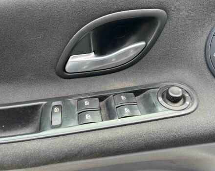 Серый Рено Эспейс, объемом двигателя 2 л и пробегом 204 тыс. км за 5790 $, фото 14 на Automoto.ua