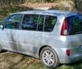 Серый Рено Эспейс, объемом двигателя 2 л и пробегом 270 тыс. км за 5000 $, фото 2 на Automoto.ua