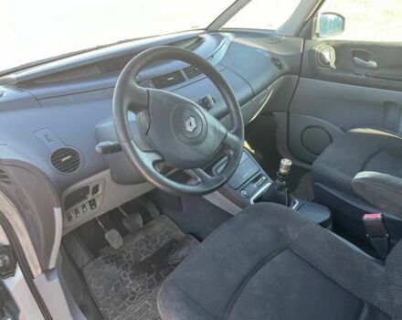 Серый Рено Эспейс, объемом двигателя 2.2 л и пробегом 500 тыс. км за 2200 $, фото 1 на Automoto.ua