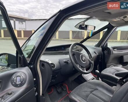 Рено Эспейс 2007 в Ивано-Франковске на Automoto.ua Серый Рено Эспейс, объемом двигателя 2 л и пробегом 419 тыс. км за 5500 $, фото 5 на Automoto.ua