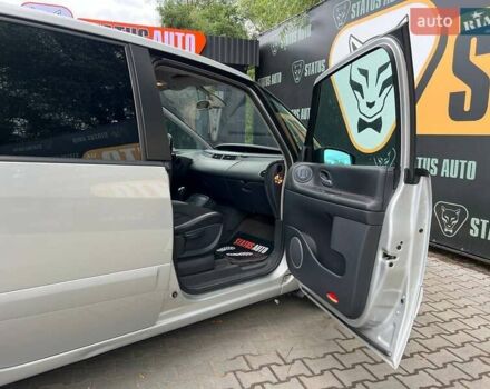 Сірий Рено Еспейс, об'ємом двигуна 2 л та пробігом 270 тис. км за 6500 $, фото 28 на Automoto.ua