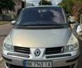 Сірий Рено Еспейс, об'ємом двигуна 2 л та пробігом 260 тис. км за 6300 $, фото 1 на Automoto.ua
