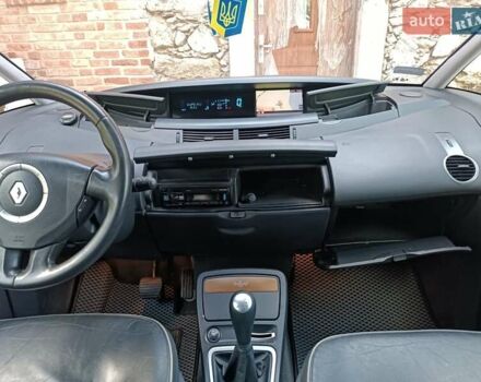 Сірий Рено Еспейс, об'ємом двигуна 2 л та пробігом 350 тис. км за 7000 $, фото 6 на Automoto.ua