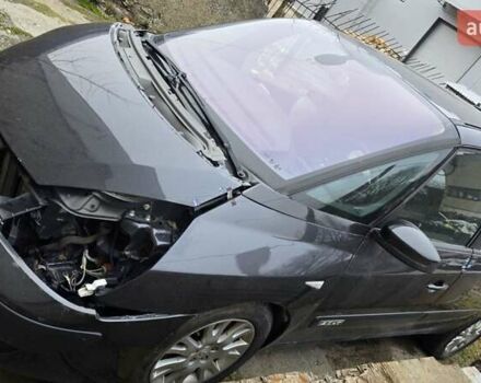 Серый Рено Эспейс, объемом двигателя 2 л и пробегом 250 тыс. км за 3200 $, фото 2 на Automoto.ua