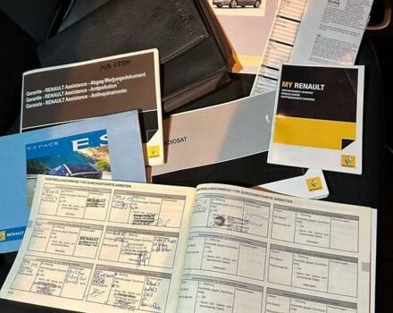 Сірий Рено Еспейс, об'ємом двигуна 2 л та пробігом 201 тис. км за 7300 $, фото 27 на Automoto.ua