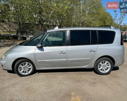 Сірий Рено Еспейс, об'ємом двигуна 2 л та пробігом 201 тис. км за 7300 $, фото 3 на Automoto.ua