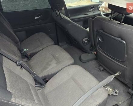 Серый Рено Эспейс, объемом двигателя 2 л и пробегом 250 тыс. км за 3200 $, фото 10 на Automoto.ua