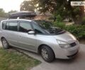 Серый Рено Эспейс, объемом двигателя 2 л и пробегом 188 тыс. км за 5400 $, фото 1 на Automoto.ua