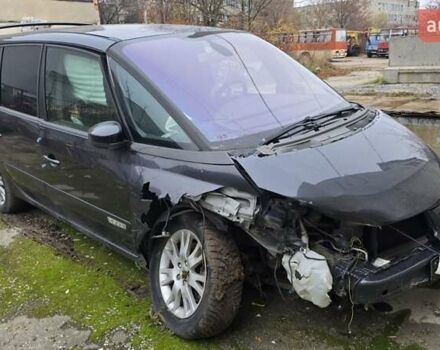 Серый Рено Эспейс, объемом двигателя 2 л и пробегом 250 тыс. км за 3200 $, фото 6 на Automoto.ua