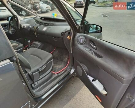 Сірий Рено Еспейс, об'ємом двигуна 2 л та пробігом 248 тис. км за 6800 $, фото 15 на Automoto.ua