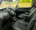 Серый Рено Эспейс, объемом двигателя 2 л и пробегом 302 тыс. км за 7500 $, фото 2 на Automoto.ua