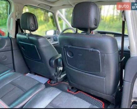 Серый Рено Эспейс, объемом двигателя 2 л и пробегом 273 тыс. км за 7699 $, фото 26 на Automoto.ua