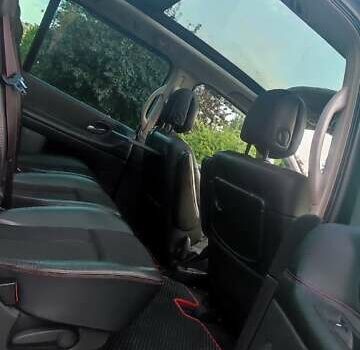 Серый Рено Эспейс, объемом двигателя 2 л и пробегом 273 тыс. км за 7699 $, фото 14 на Automoto.ua