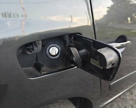 Рено Еспейс 2010 у Гадяче на Automoto.ua Сірий Рено Еспейс, об'ємом двигуна 2 л та пробігом 238 тис. км за 7999 $, фото 32 на Automoto.ua