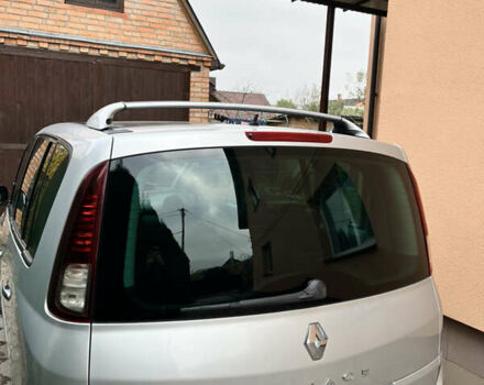 Серый Рено Эспейс, объемом двигателя 2 л и пробегом 233 тыс. км за 7900 $, фото 11 на Automoto.ua