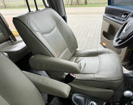 Сірий Рено Еспейс, об'ємом двигуна 2 л та пробігом 320 тис. км за 5999 $, фото 15 на Automoto.ua