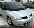 Серый Рено Эспейс, объемом двигателя 2 л и пробегом 299 тыс. км за 7500 $, фото 1 на Automoto.ua
