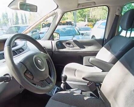 Сірий Рено Еспейс, об'ємом двигуна 2 л та пробігом 227 тис. км за 6599 $, фото 1 на Automoto.ua