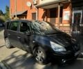 Серый Рено Эспейс, объемом двигателя 2 л и пробегом 250 тыс. км за 6096 $, фото 8 на Automoto.ua