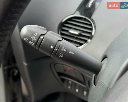 Сірий Рено Еспейс, об'ємом двигуна 2 л та пробігом 268 тис. км за 8500 $, фото 27 на Automoto.ua