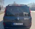 Сірий Рено Еспейс, об'ємом двигуна 2 л та пробігом 289 тис. км за 7800 $, фото 9 на Automoto.ua