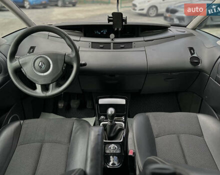 Сірий Рено Еспейс, об'ємом двигуна 2 л та пробігом 268 тис. км за 8500 $, фото 22 на Automoto.ua