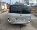 Сірий Рено Еспейс, об'ємом двигуна 2 л та пробігом 248 тис. км за 7500 $, фото 3 на Automoto.ua
