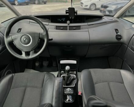 Рено Эспейс 2011 в Львове на Automoto.ua Серый Рено Эспейс, объемом двигателя 2 л и пробегом 268 тыс. км за 8500 $, фото 14 на Automoto.ua