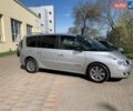 Серый Рено Эспейс, объемом двигателя 2 л и пробегом 233 тыс. км за 8999 $, фото 5 на Automoto.ua