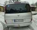 Серый Рено Эспейс, объемом двигателя 2 л и пробегом 273 тыс. км за 8001 $, фото 4 на Automoto.ua