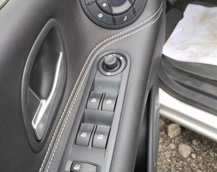 Рено Еспейс 2013 у Луцьку на Automoto.ua Сірий Рено Еспейс, об'ємом двигуна 2 л та пробігом 217 тис. км за 9690 $, фото 17 на Automoto.ua