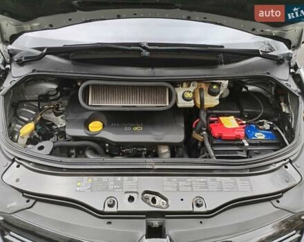 Рено Еспейс 2013 у Луцьку на Automoto.ua Сірий Рено Еспейс, об'ємом двигуна 2 л та пробігом 217 тис. км за 9690 $, фото 32 на Automoto.ua