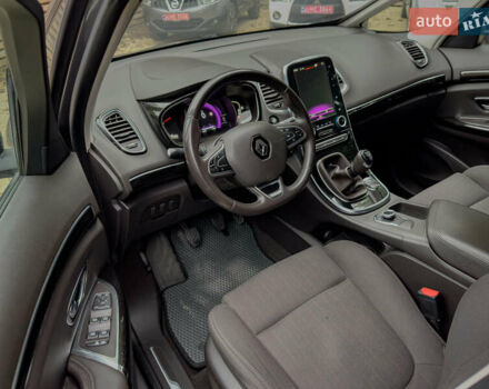 Рено Эспейс 2015 в Бродах на Automoto.ua Серый Рено Эспейс, объемом двигателя 1.6 л и пробегом 236 тыс. км за 14700 $, фото 64 на Automoto.ua