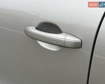 Сірий Рено Еспейс, об'ємом двигуна 1.6 л та пробігом 174 тис. км за 17800 $, фото 22 на Automoto.ua