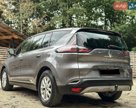 Рено Эспейс 2015 в Бродах на Automoto.ua Серый Рено Эспейс, объемом двигателя 1.6 л и пробегом 236 тыс. км за 14700 $, фото 15 на Automoto.ua