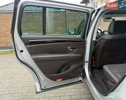 Сірий Рено Еспейс, об'ємом двигуна 1.6 л та пробігом 174 тис. км за 17800 $, фото 70 на Automoto.ua