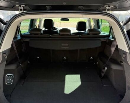 Серый Рено Эспейс, объемом двигателя 1.6 л и пробегом 138 тыс. км за 15500 $, фото 18 на Automoto.ua