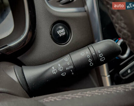 Рено Эспейс 2015 в Бродах на Automoto.ua Серый Рено Эспейс, объемом двигателя 1.6 л и пробегом 236 тыс. км за 14700 $, фото 80 на Automoto.ua