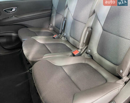 Сірий Рено Еспейс, об'ємом двигуна 1.6 л та пробігом 191 тис. км за 16950 $, фото 10 на Automoto.ua
