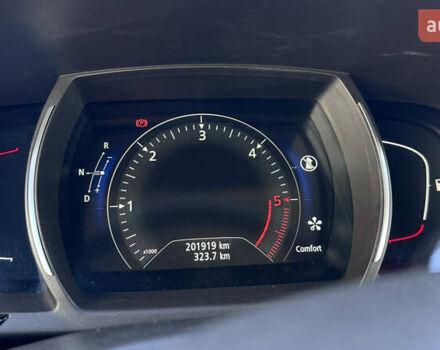 Серый Рено Эспейс, объемом двигателя 1.6 л и пробегом 202 тыс. км за 16900 $, фото 2 на Automoto.ua