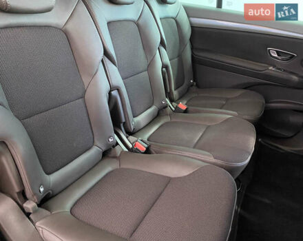 Сірий Рено Еспейс, об'ємом двигуна 1.6 л та пробігом 191 тис. км за 16950 $, фото 9 на Automoto.ua